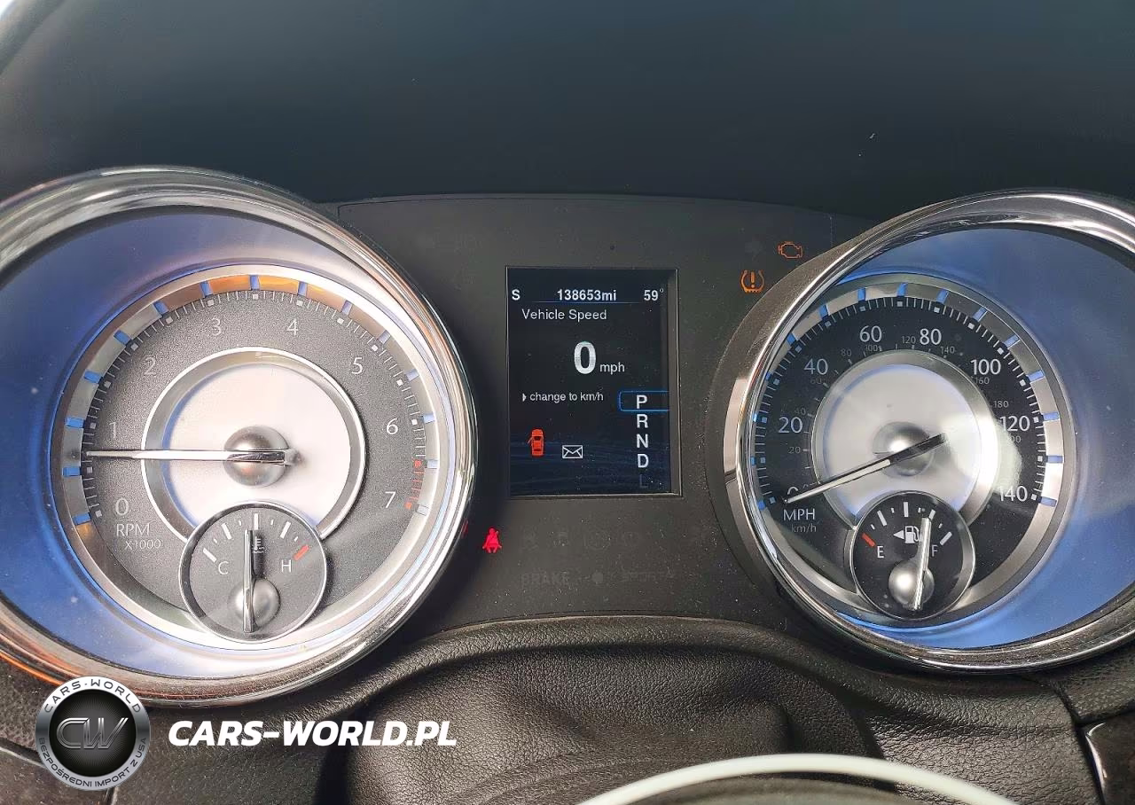 2014 Chrysler 300C VIN:2C3CCAKG5EH376866 - 9