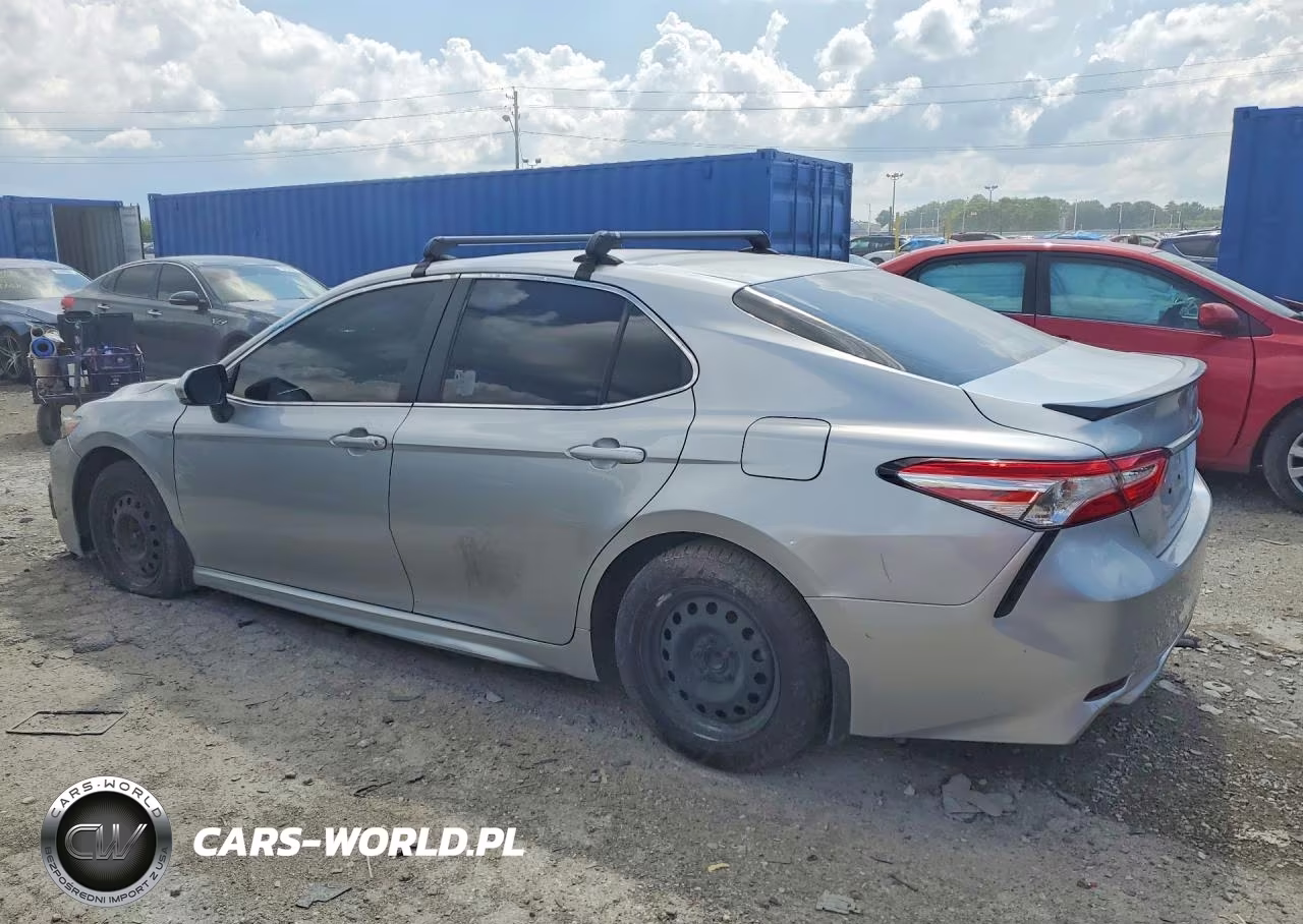 2018 Toyota Camry Se VIN:4T1B11HK0JU619818 - 2