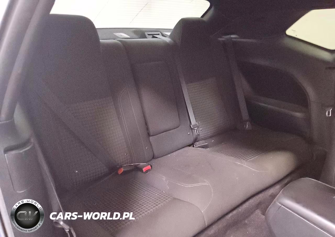 2018 Dodge Challenger Sxt VIN:2C3CDZAG6JH199591 - 10