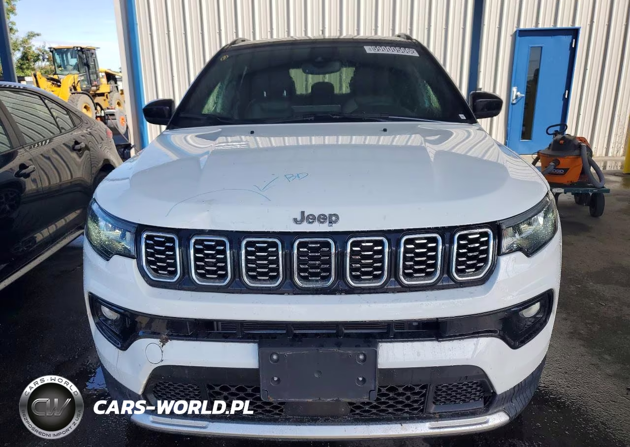 2025 Jeep Compass Limited VIN:3C4NJDCN0ST619804 - 5