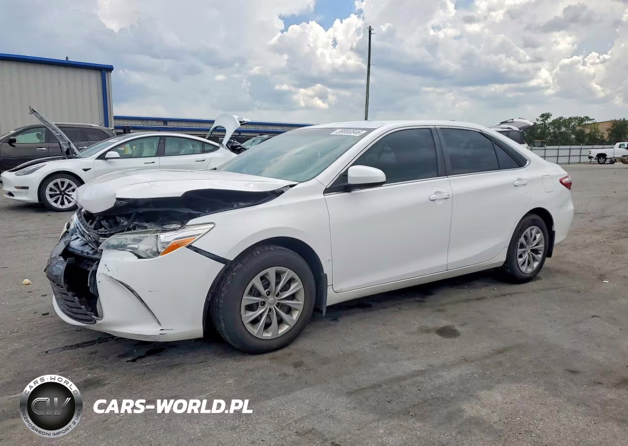 2015 Toyota Camry Le