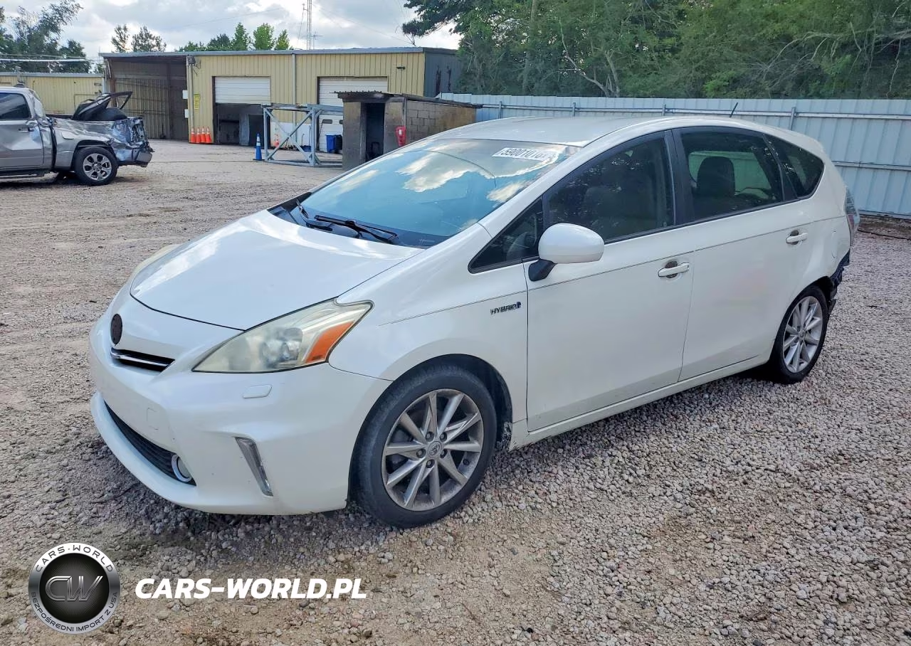2013 Toyota Prius V – zdjęcie 1 z 12