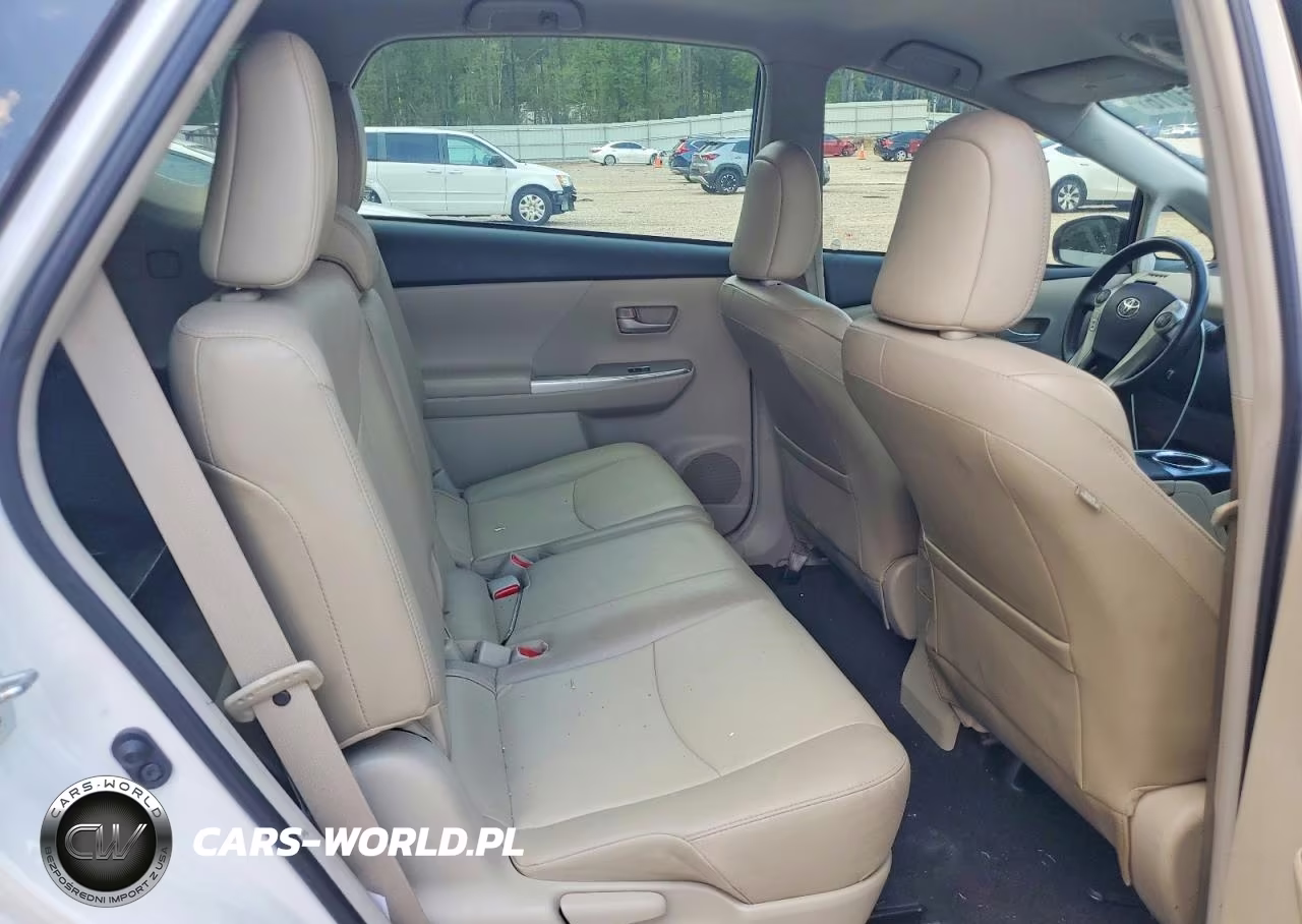 2013 Toyota Prius V VIN:JTDZN3EU2D3218788 - 10
