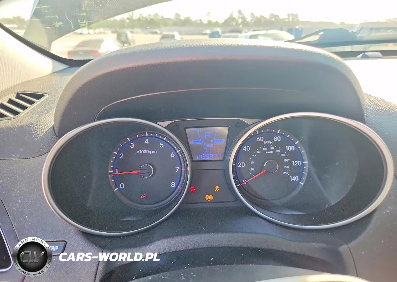 2011 Hyundai Tucson Limited VIN:KM8JU3AC4BU169125 - 9