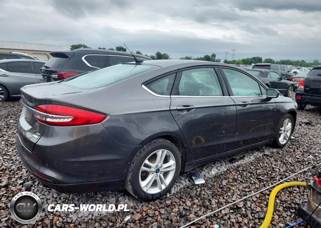 2018 Ford Fusion VIN:3FA6P0HDXJR217818 - 3
