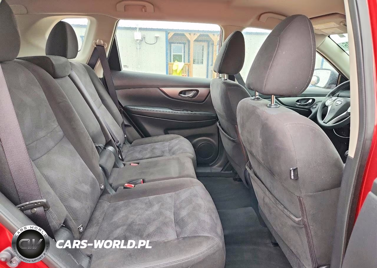 2015 Nissan Rogue S VIN:KNMAT2MVXFP523992 - 10