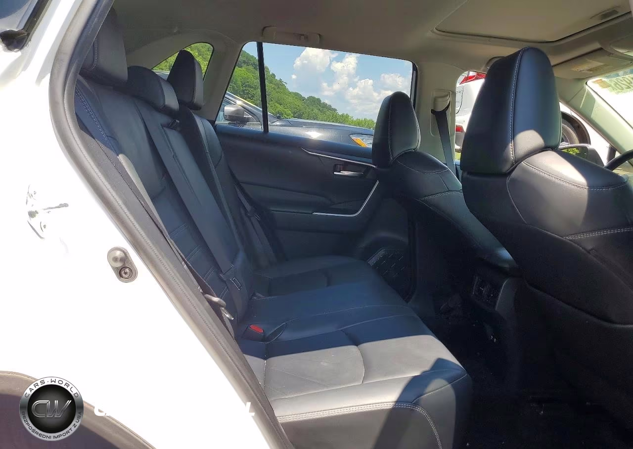 2020 Toyota Rav4 Xle Premium VIN:JTMA1RFV0LD525839 - 11