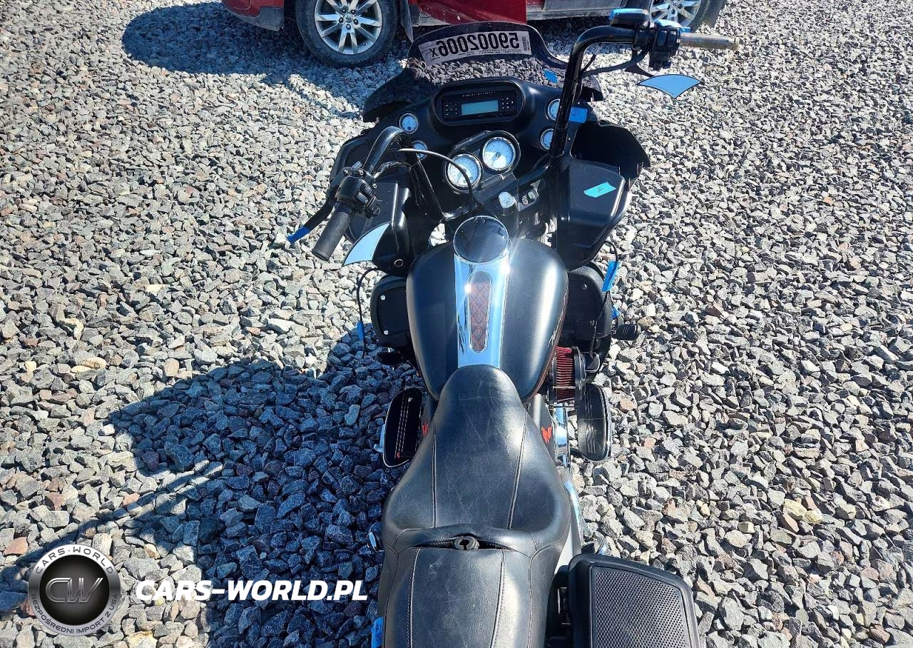 2013 Harley-Davidson Fltrx Road Glide Custom VIN:1HD1KHM18DB688855 - 6