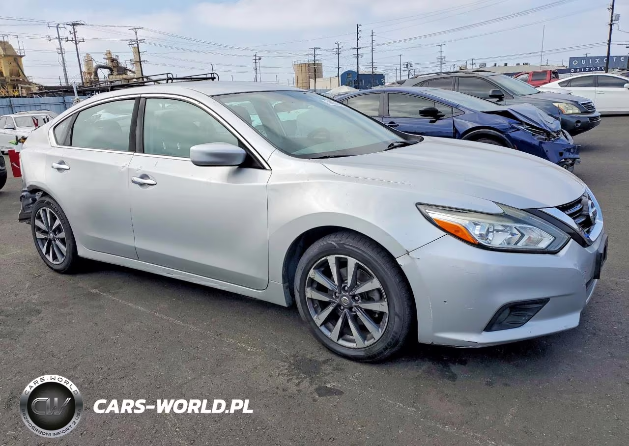2017 Nissan Altima VIN:1N4AL3AP9HC243217 - 4