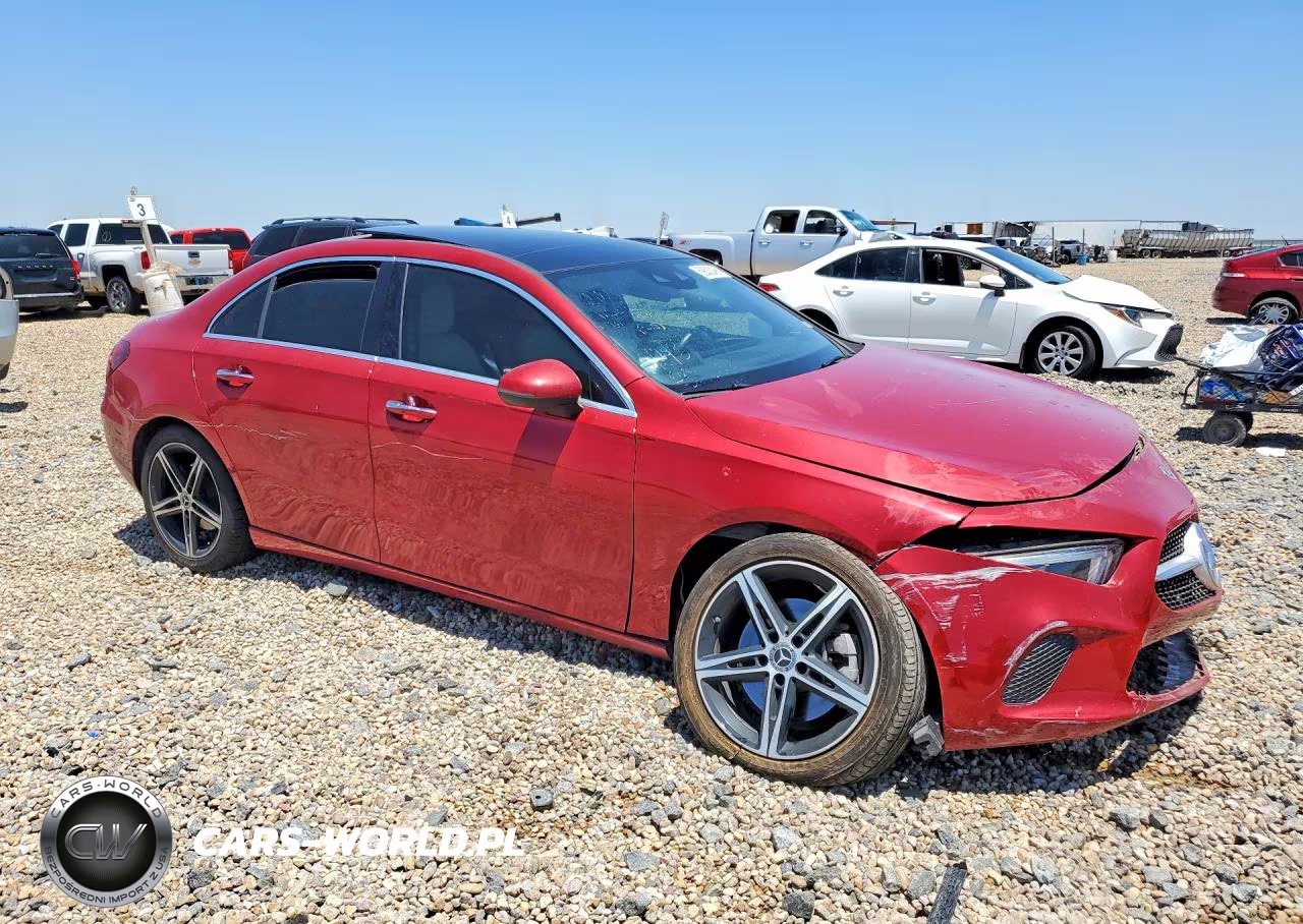 2021 Mercedes-Benz A 220 VIN:W1K3G4EB5MJ299243 - 4