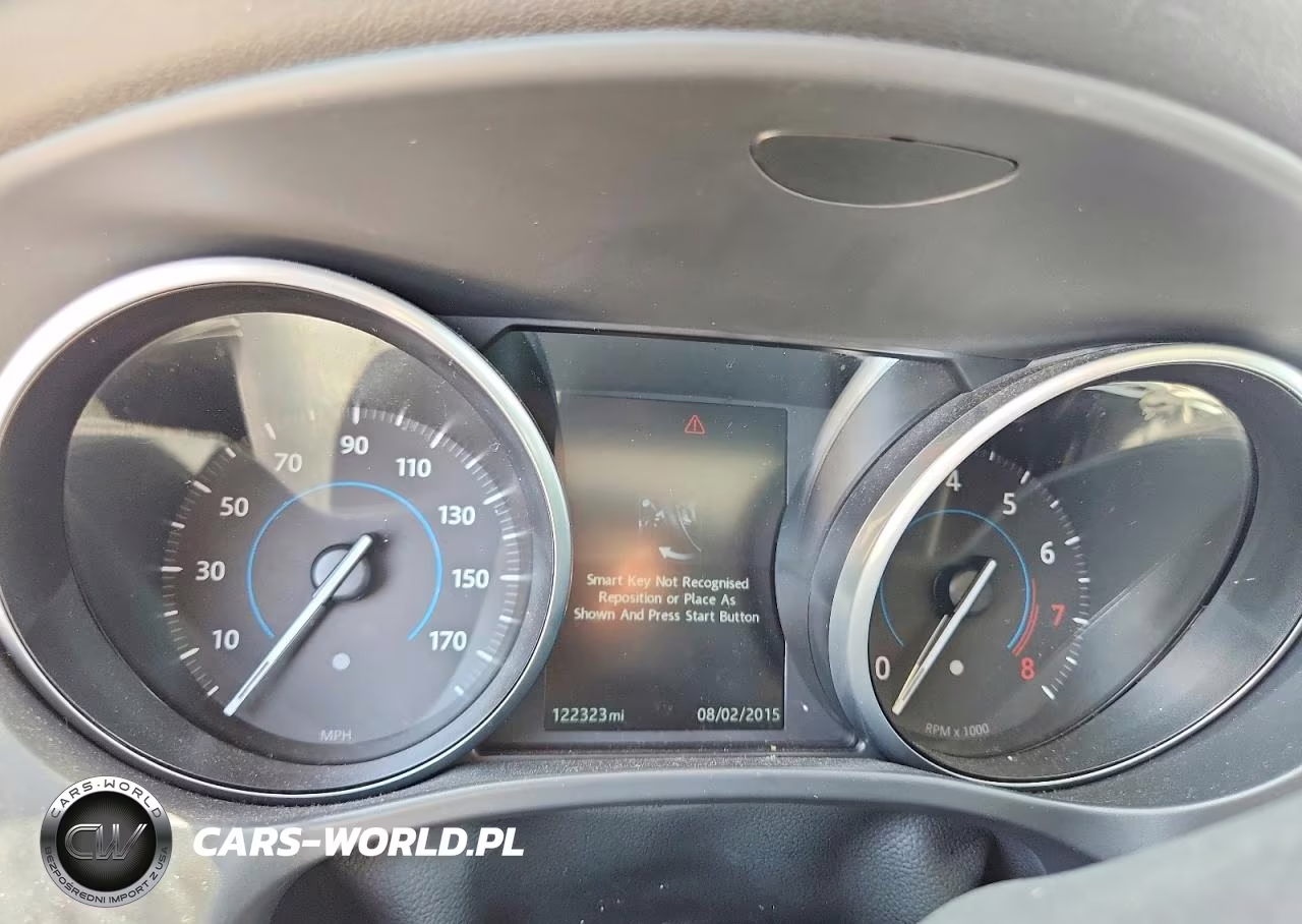 2017 Jaguar F-Pace Premium VIN:SADCJ2BV7HA886911 - 9