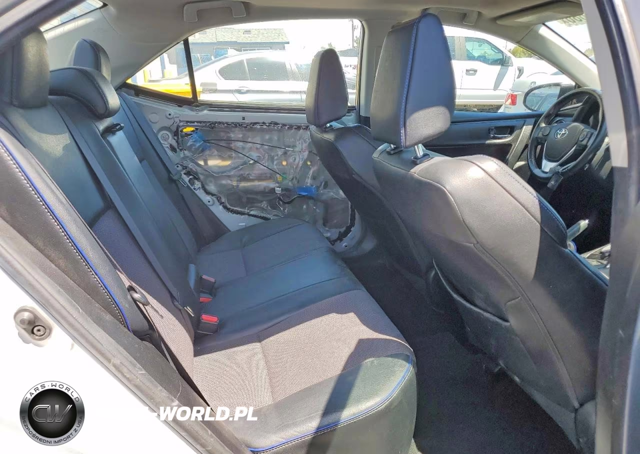 2017 Toyota Corolla Se VIN:5YFBURHE7HP674942 - 10