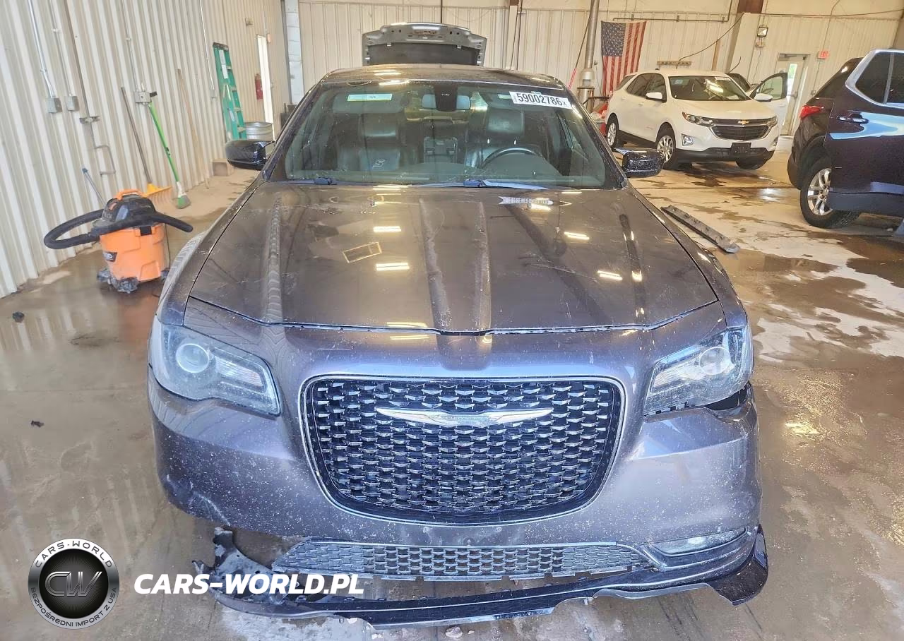 2019 Chrysler 300 S VIN:2C3CCAGG2KH631509 - 5
