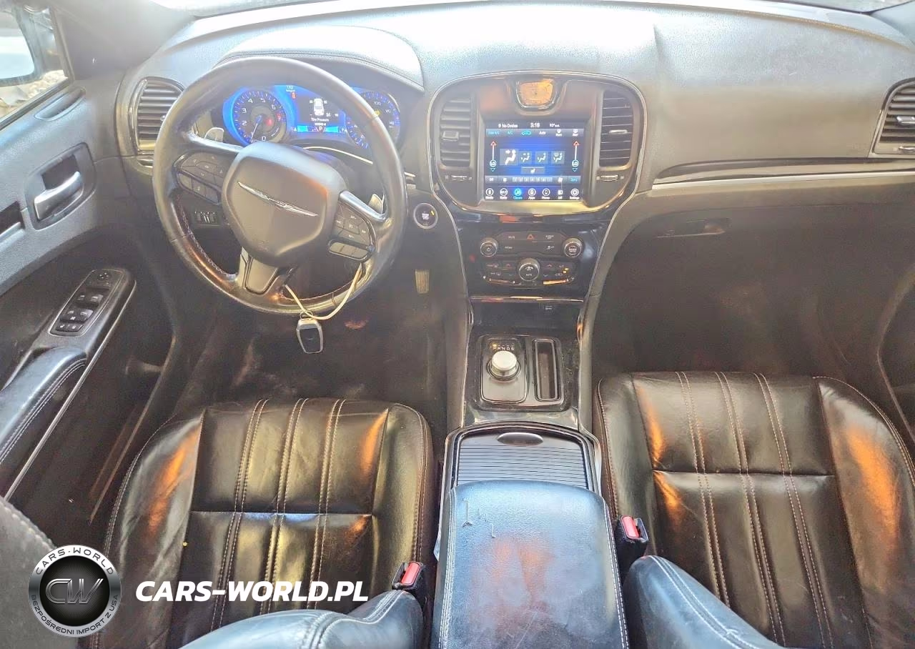 2019 Chrysler 300 S VIN:2C3CCAGG2KH631509 - 8