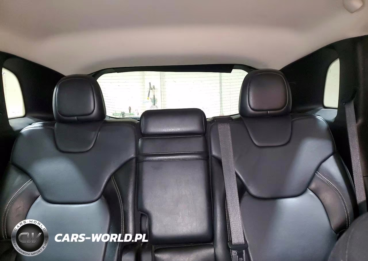 2015 Jeep Cherokee Latitude VIN:1C4PJMCS1FW603903 - 10