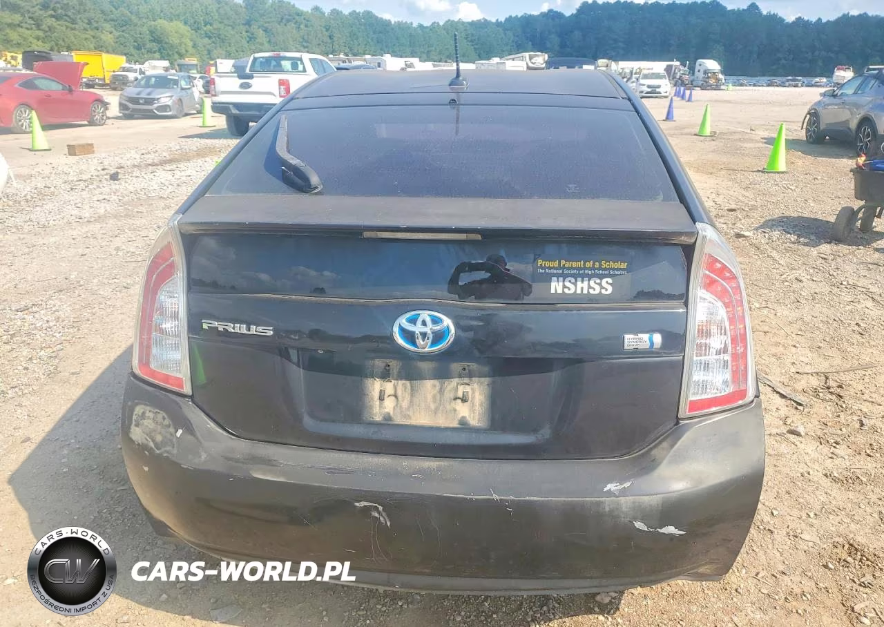 2013 Toyota Prius Four VIN:JTDKN3DU0D5644681 - 6