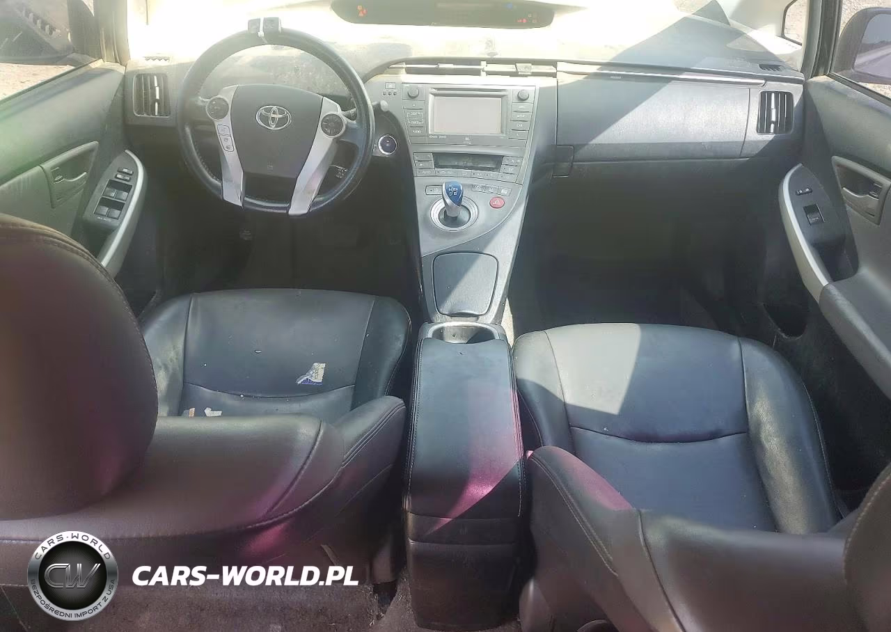 2013 Toyota Prius Four VIN:JTDKN3DU0D5644681 - 8