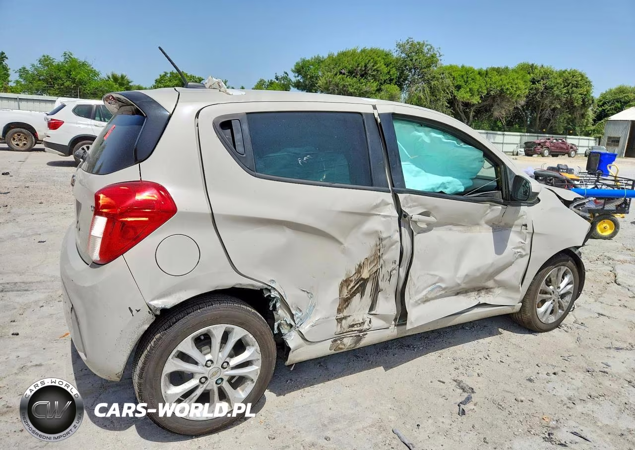 2019 Chevrolet Spark 1Lt VIN:KL8CD6SA7KC762245 - 3