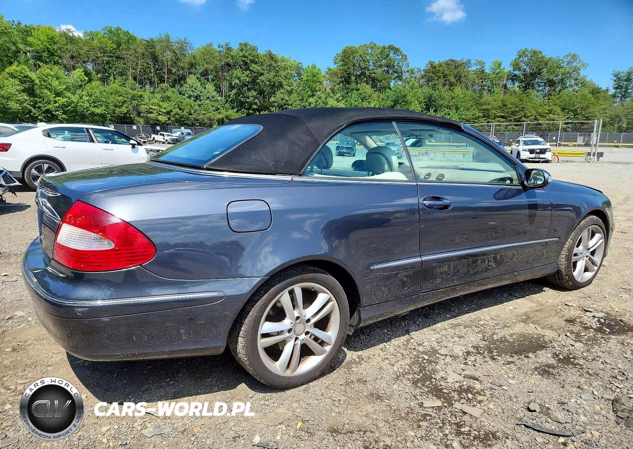 2008 Mercedes-Benz Clk 350 VIN:WDBTK56F28F249505 - 3