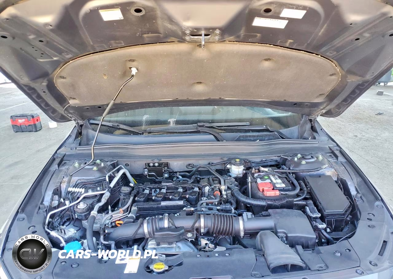 2018 Honda Accord Sport VIN:1HGCV1F32JA179385 - 11