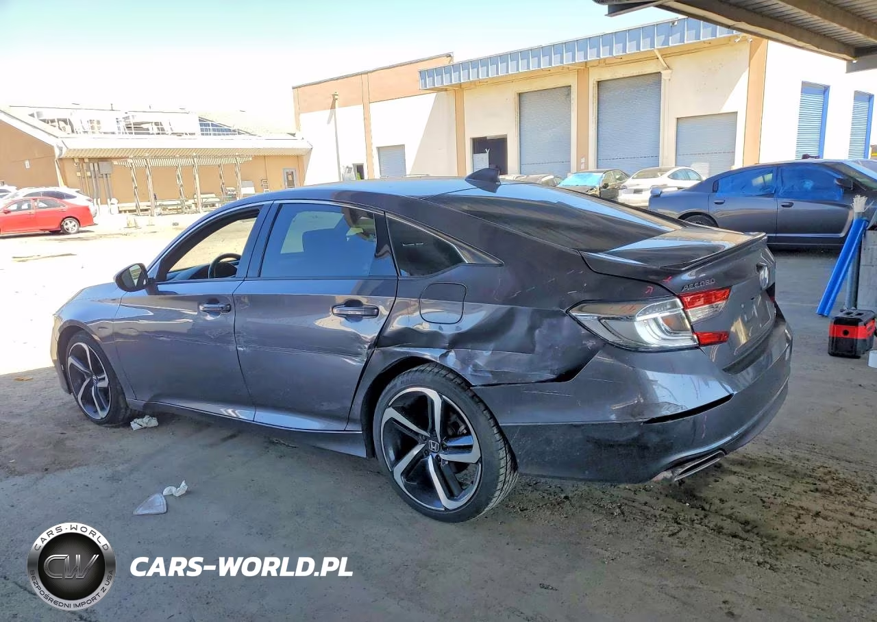 2018 Honda Accord Sport VIN:1HGCV1F32JA179385 - 2