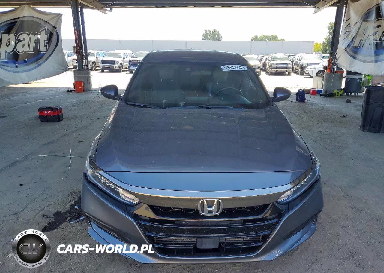 2018 Honda Accord Sport VIN:1HGCV1F32JA179385 - 5