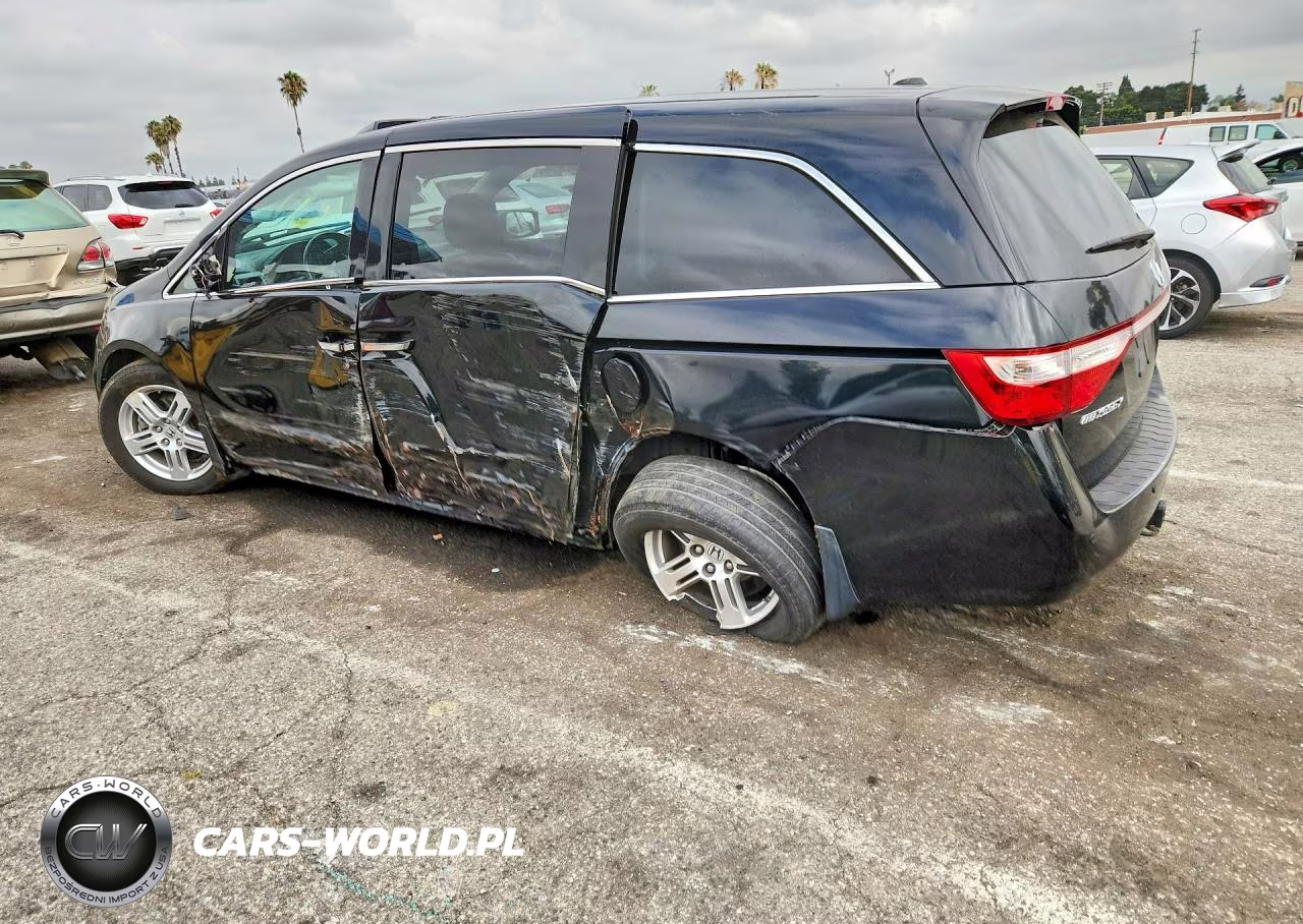 2011 Honda Odyssey Touring VIN:5FNRL5H95BB049116 - 2