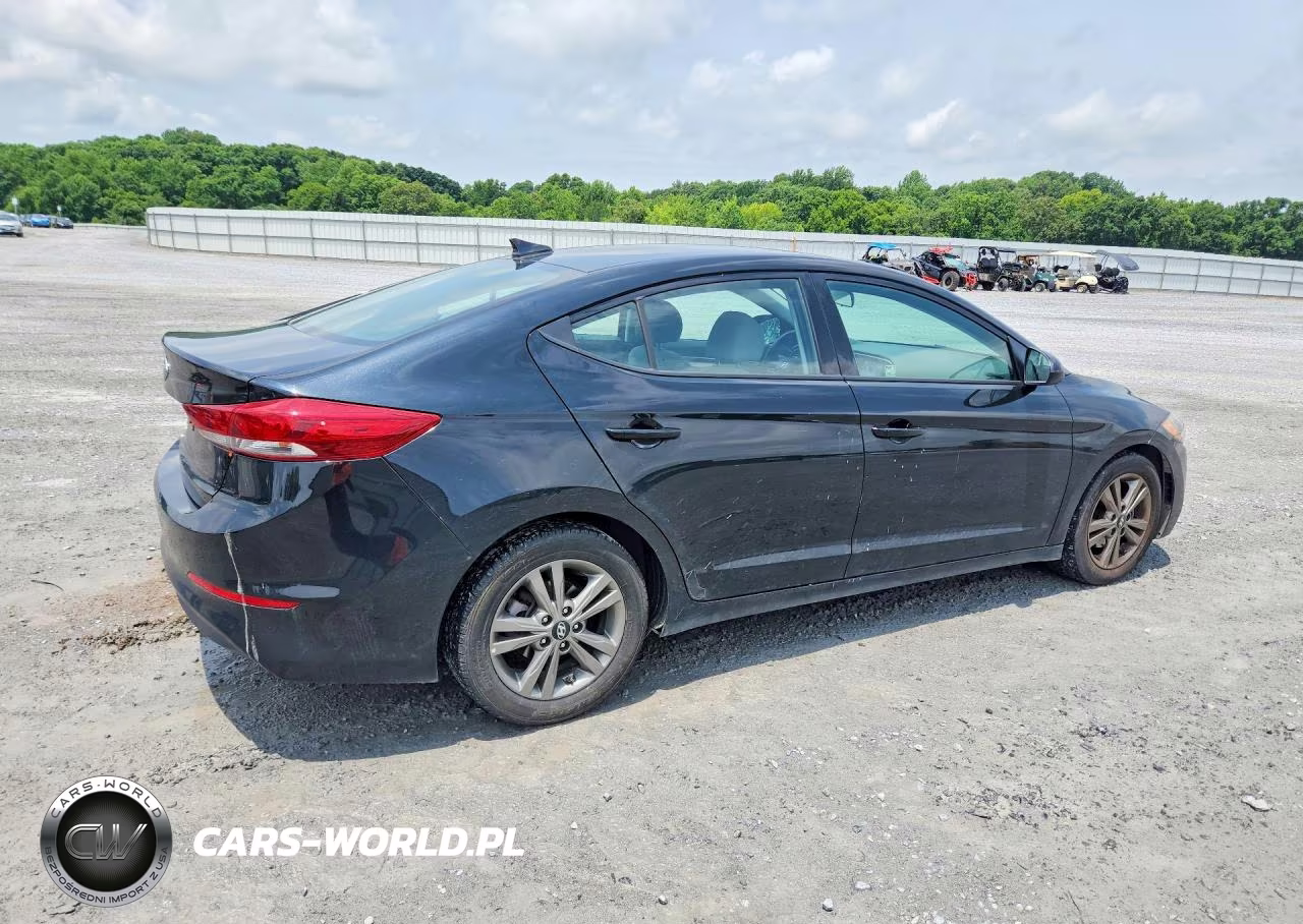 2018 Hyundai Elantra Sel VIN:5NPD84LF4JH397234 - 3