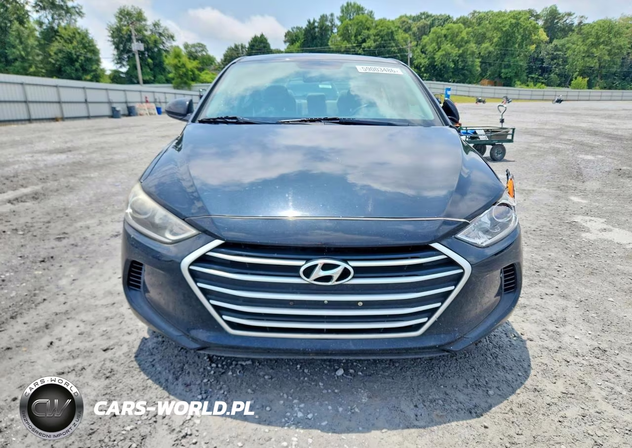 2018 Hyundai Elantra Sel VIN:5NPD84LF4JH397234 - 5