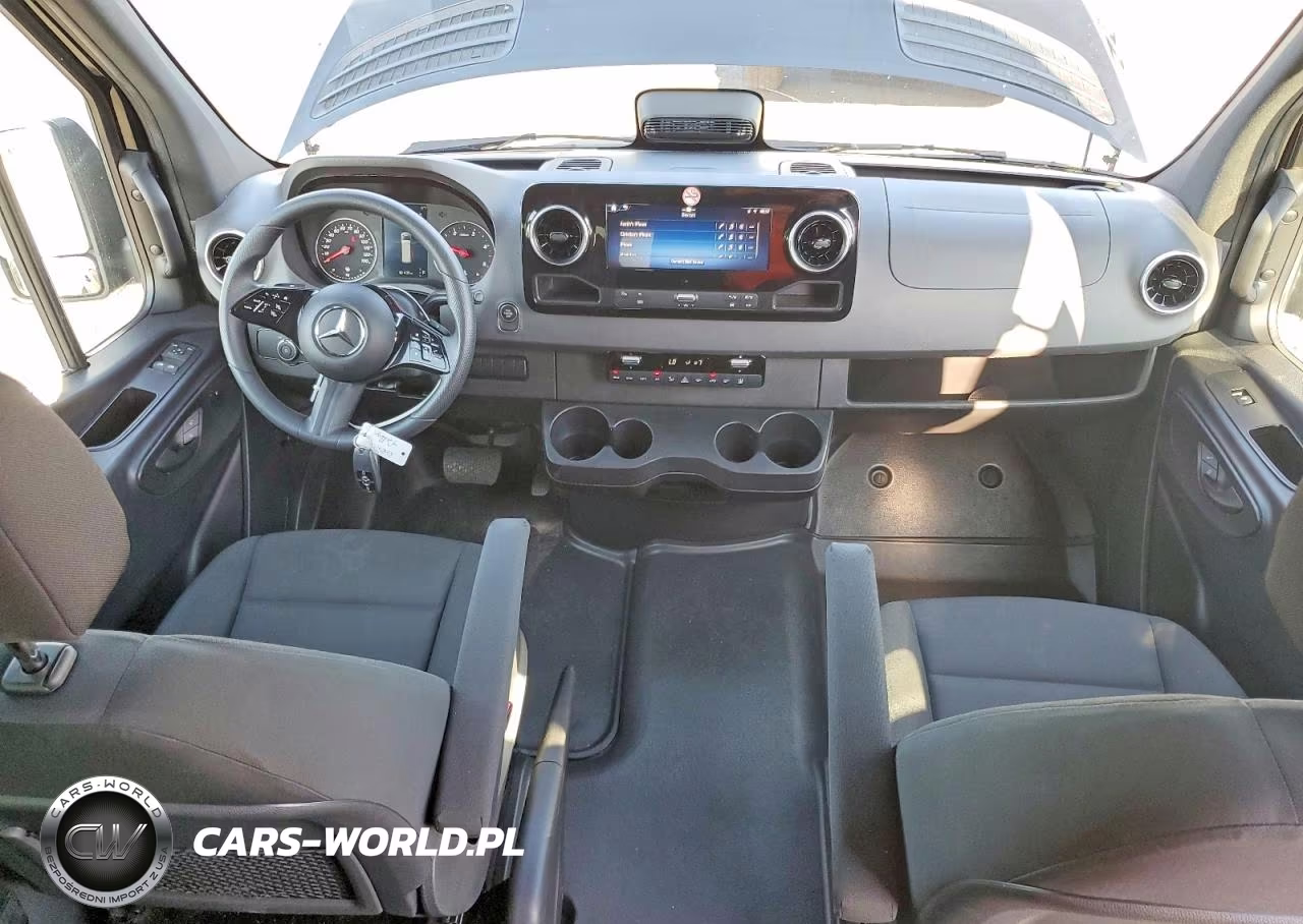 2025 Mercedes-Benz Sprinter 2500 VIN:W1Z4KGHY9ST214329 - 8