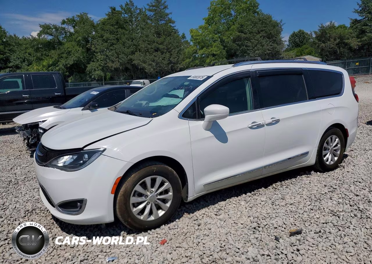 2018 Chrysler Pacifica Touring L