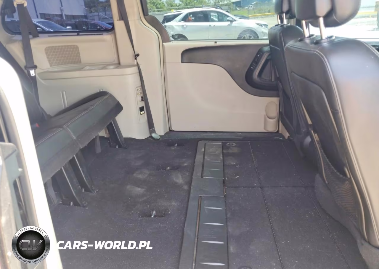 2012 Chrysler Town & Country Touring L VIN:2C4RC1CG8CR297574 - 11