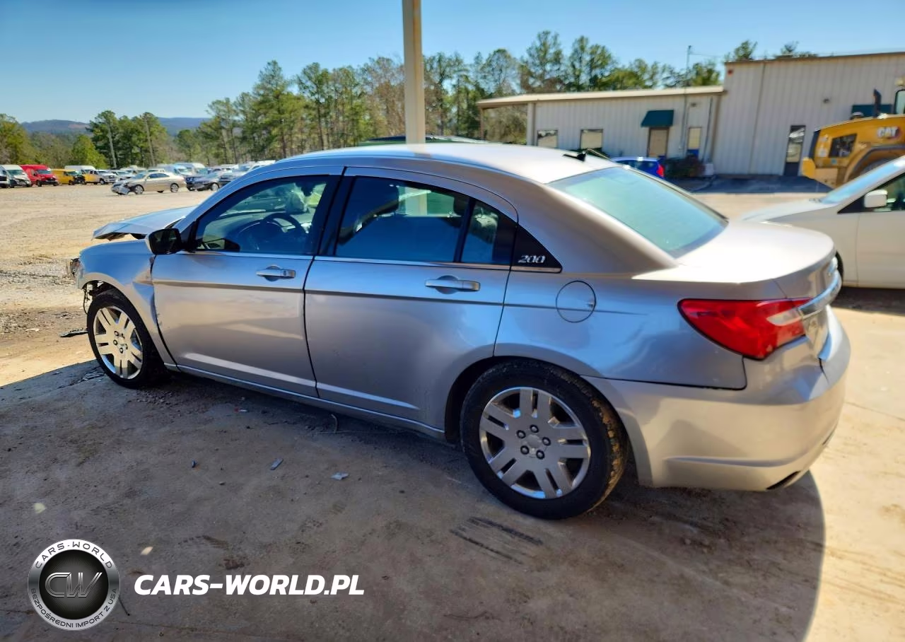 2014 Chrysler 200 VIN:1C3CCBABXEN170302 - 2