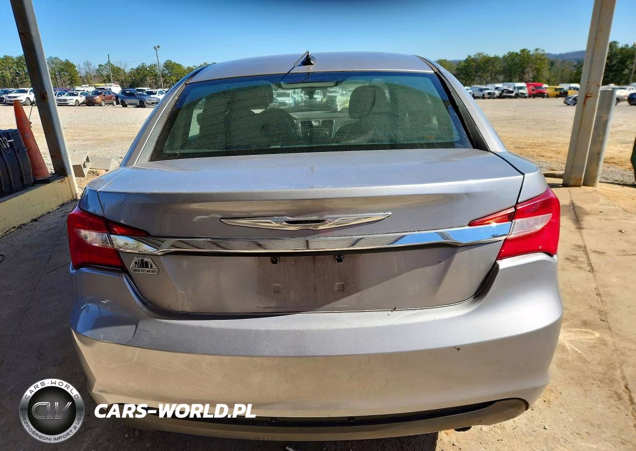 2014 Chrysler 200 VIN:1C3CCBABXEN170302 - 6
