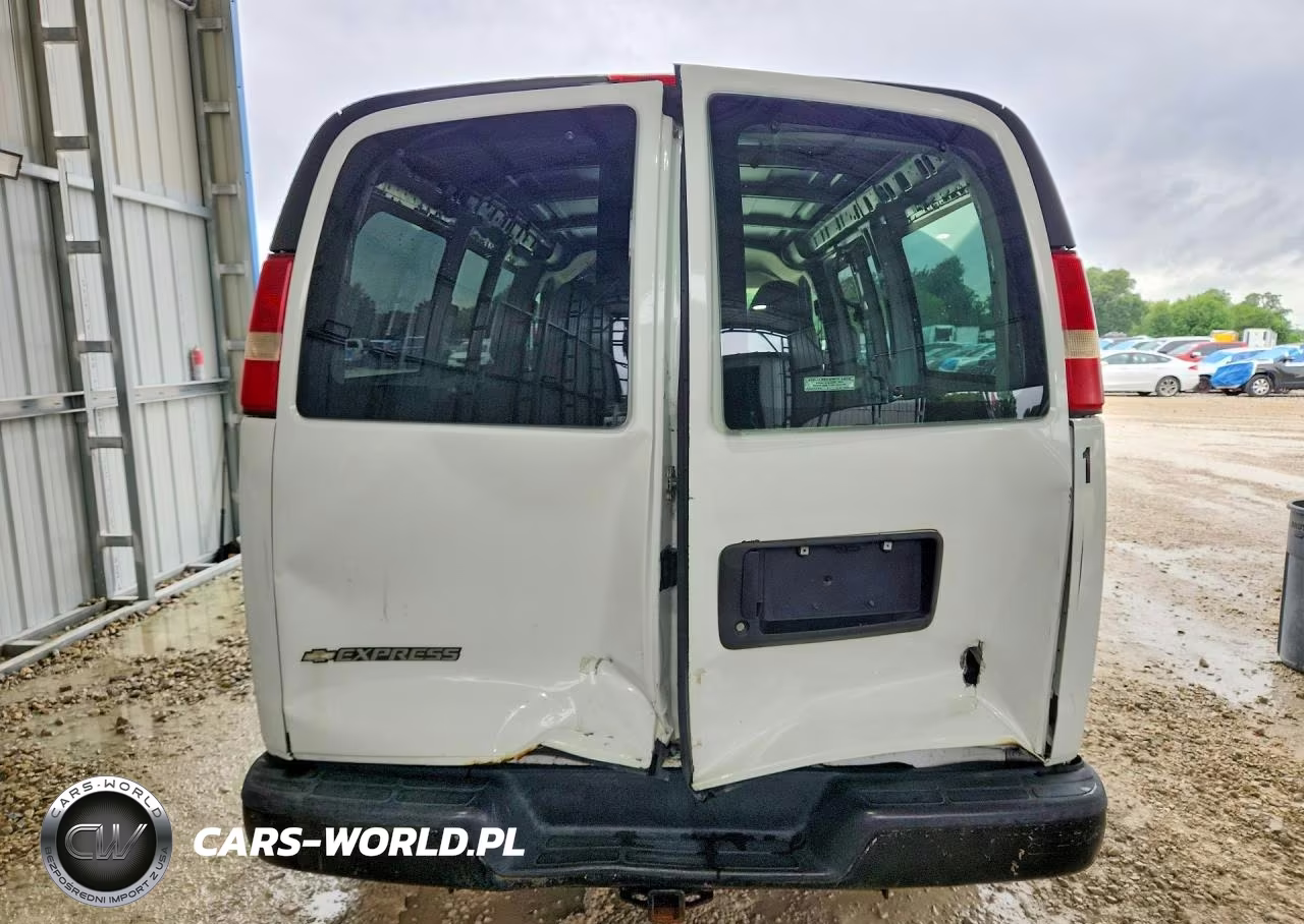 2010 Chevrolet Express G1500 VIN:1GCUGADX0A1123254 - 6
