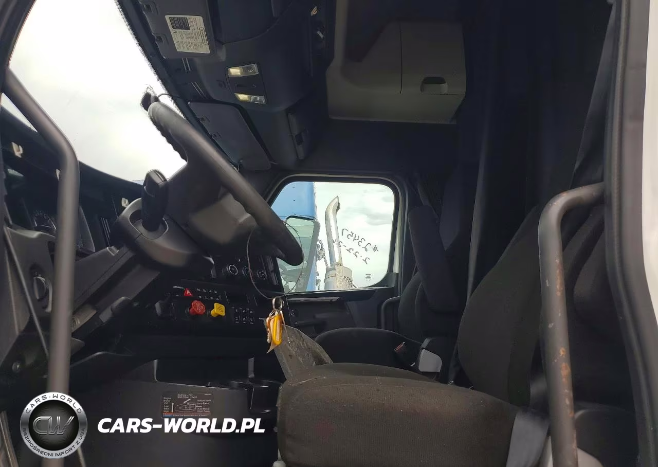 2023 Freightliner Cascadia 126 Semi Truck VIN:3AKJHHDV2PSNY2822 - 5