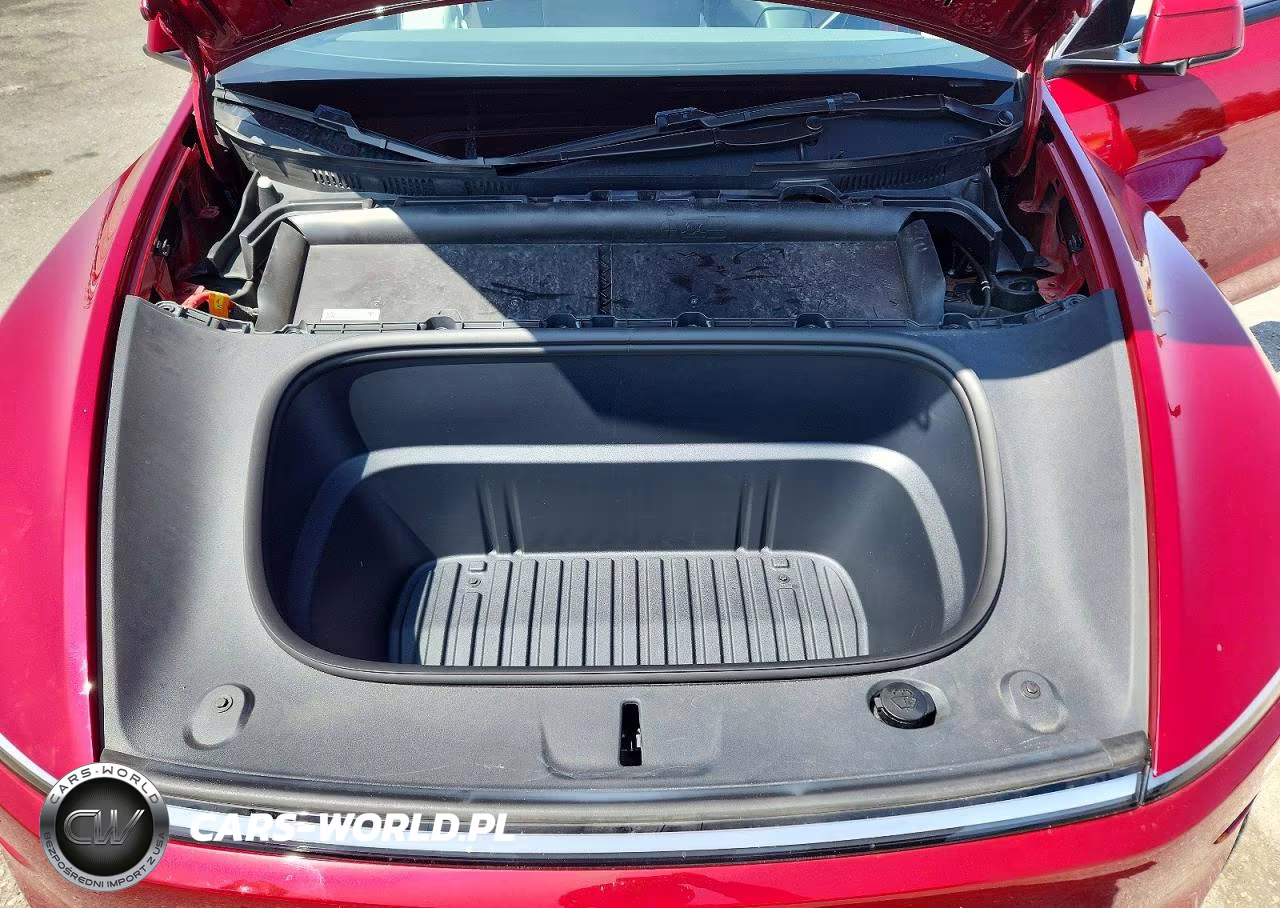 2026 Tesla Model Y VIN:7SAYGDEE7TF348879 - 11
