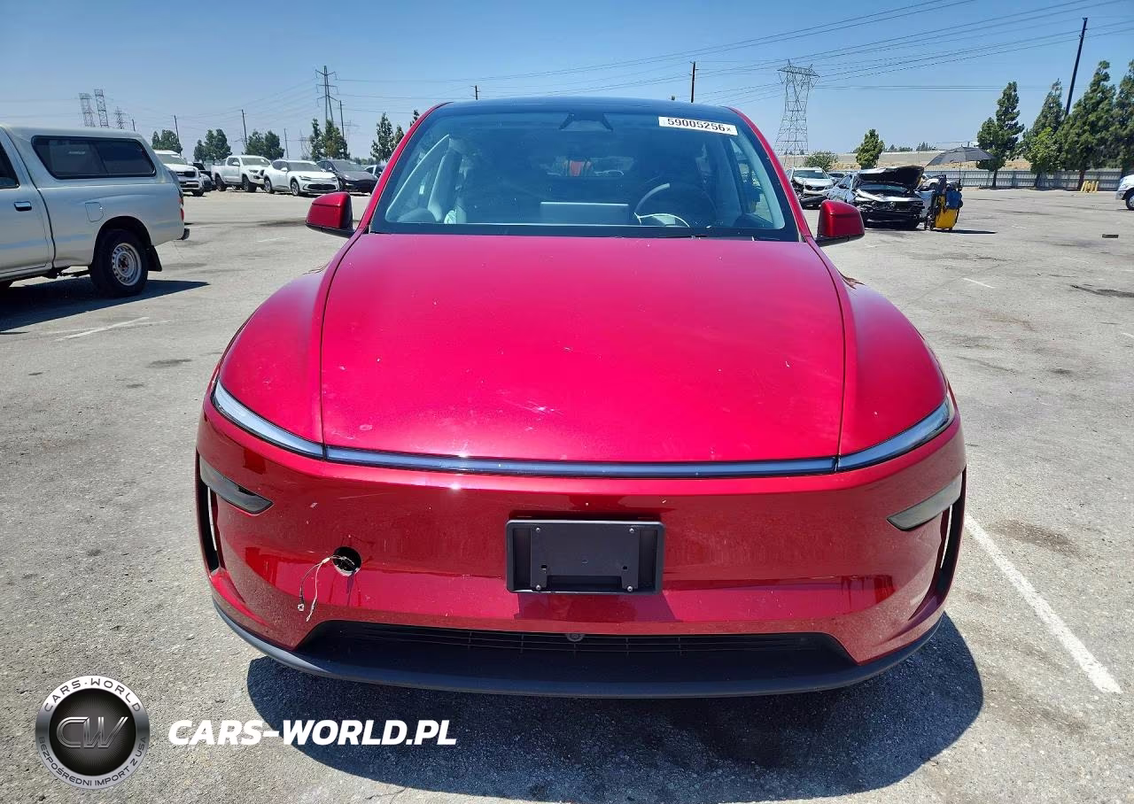 2026 Tesla Model Y VIN:7SAYGDEE7TF348879 - 5