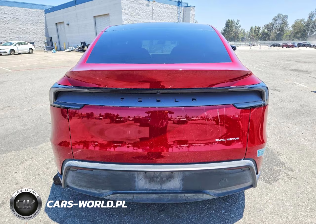 2026 Tesla Model Y VIN:7SAYGDEE7TF348879 - 6