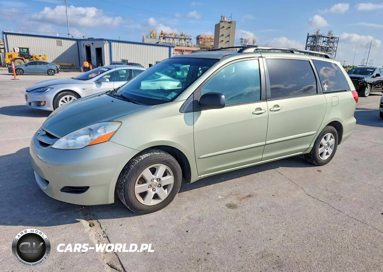 2009 Toyota Sienna Le 7-Passenger