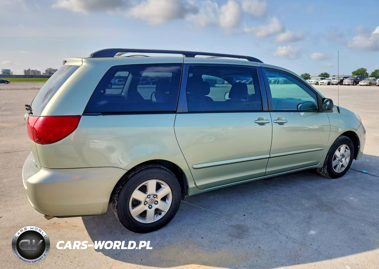 2009 Toyota Sienna Le 7-Passenger VIN:5TDZK23C79S274518 - 3