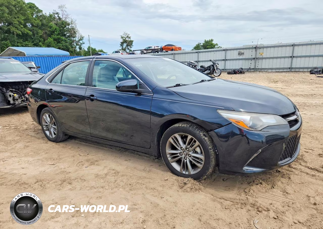 2017 Toyota Camry Se VIN:4T1BF1FK2HU805486 - 4