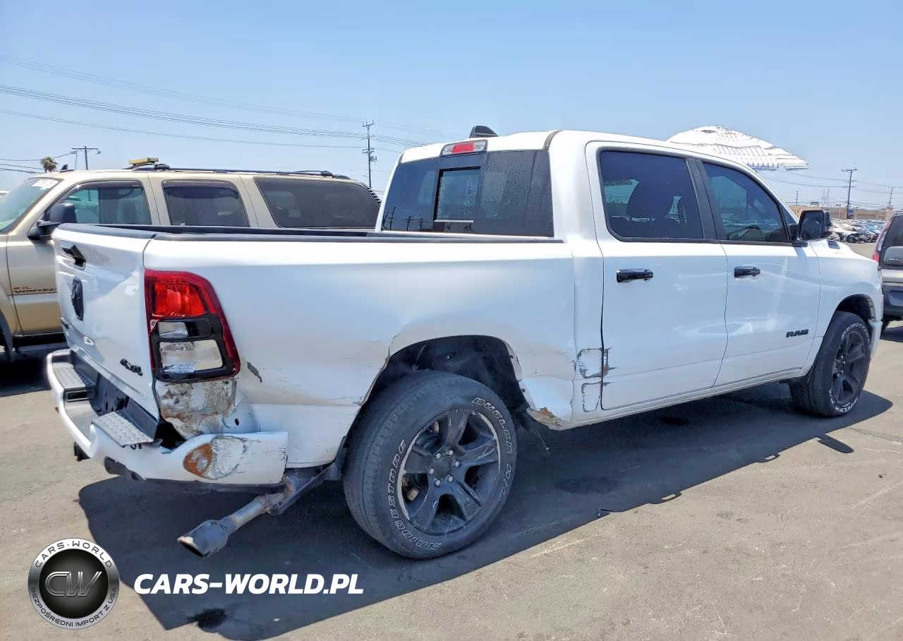 2023 Ram 1500 Big Horn VIN:1C6SRFFT2PN581900 - 3
