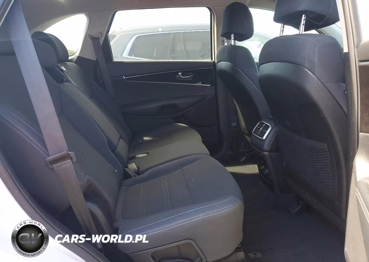 2017 Kia Sorento Lx V6 VIN:5XYPGDA50HG227416 - 11