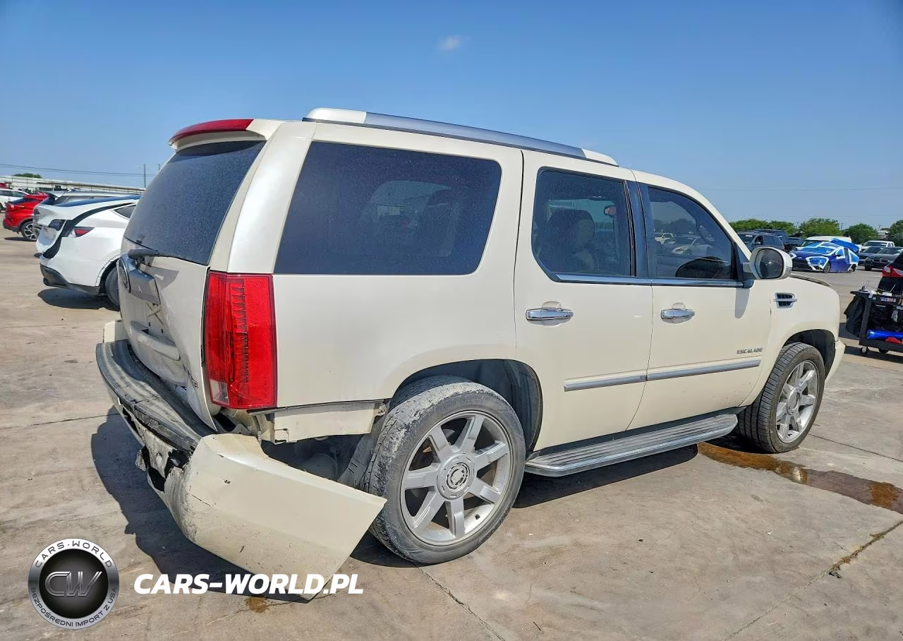 2012 Cadillac Escalade VIN:1GYS3AEFXCR211719 - 3