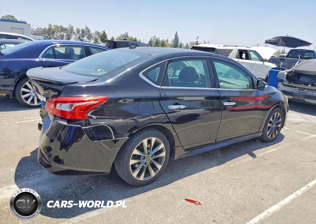 2017 Nissan Sentra Sr Turbo VIN:3N1CB7AP7HY237441 - 3