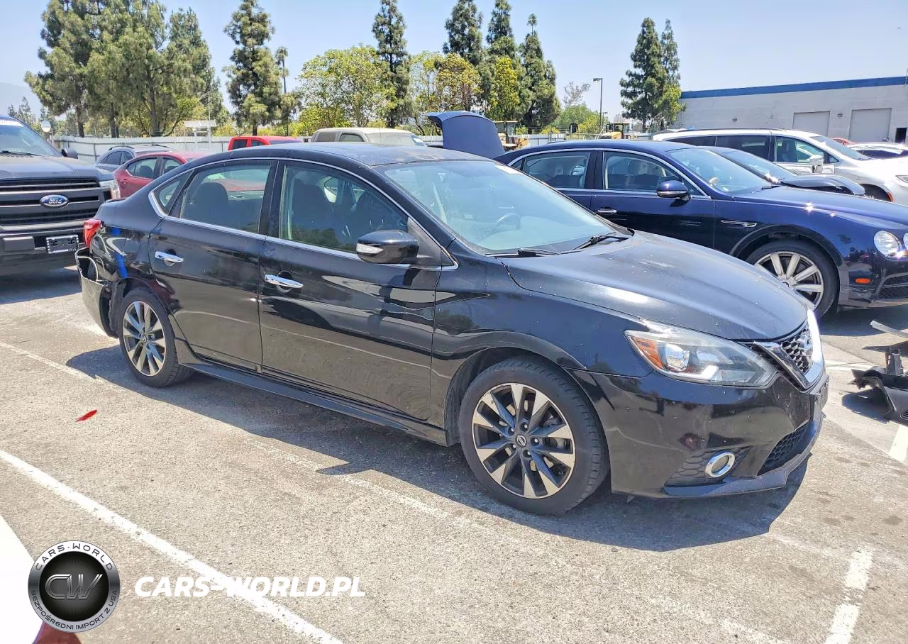 2017 Nissan Sentra Sr Turbo VIN:3N1CB7AP7HY237441 - 4