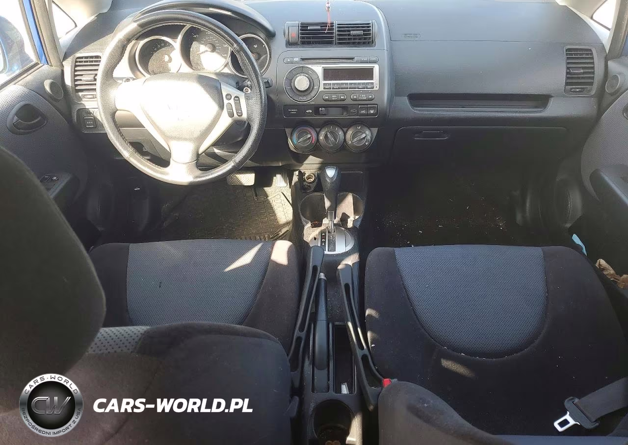 2008 Honda Fit Sport VIN:JHMGD38658S062649 - 8
