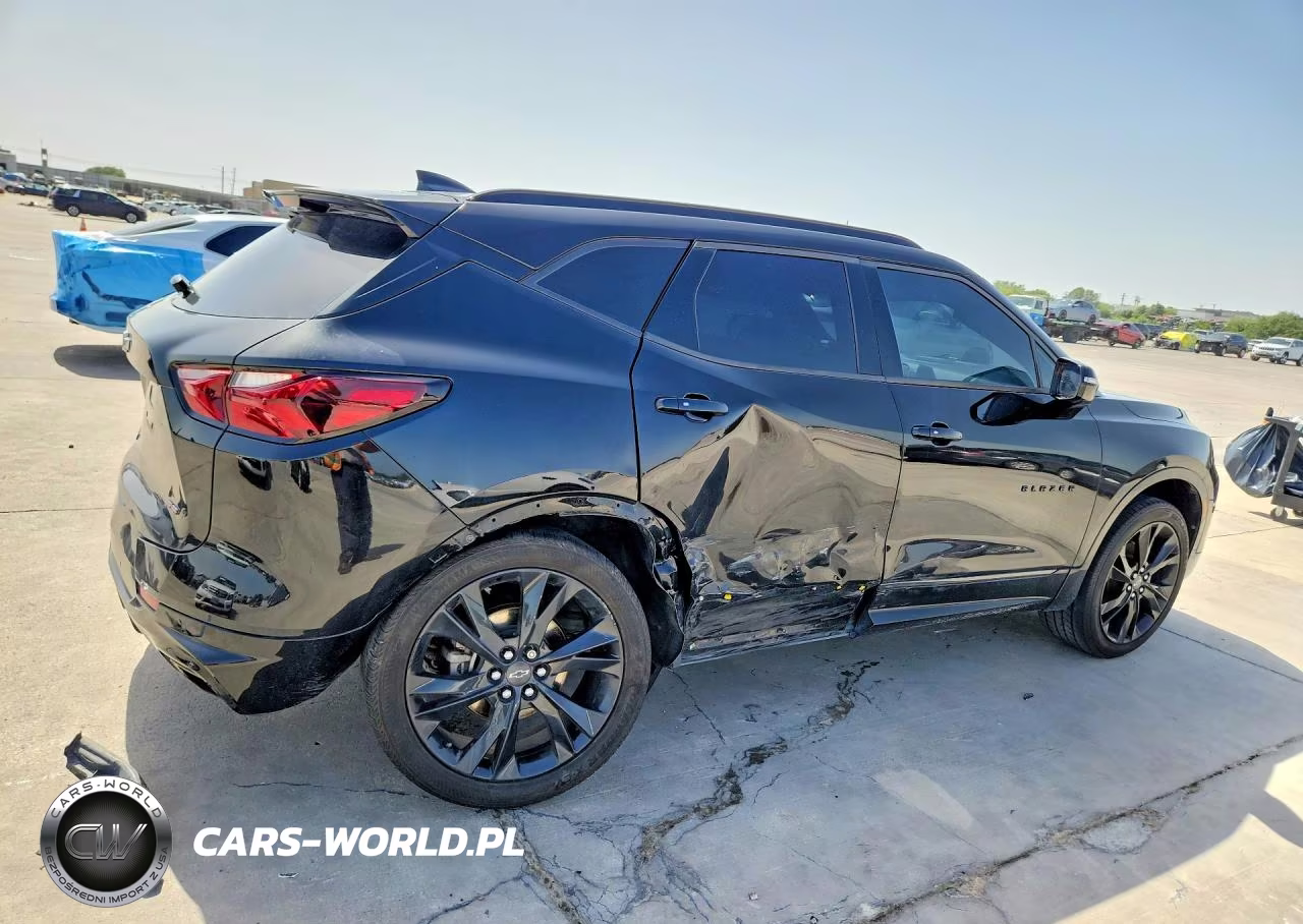 2019 Chevrolet Blazer Rs VIN:3GNKBERS4KS640851 - 3