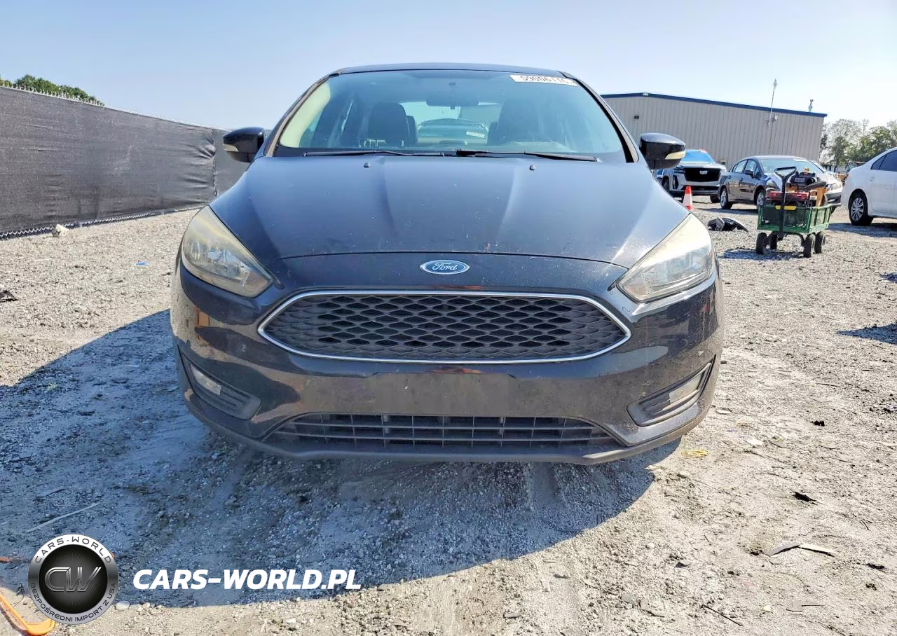 2015 Ford Focus Se VIN:1FADP3F21FL344876 - 5